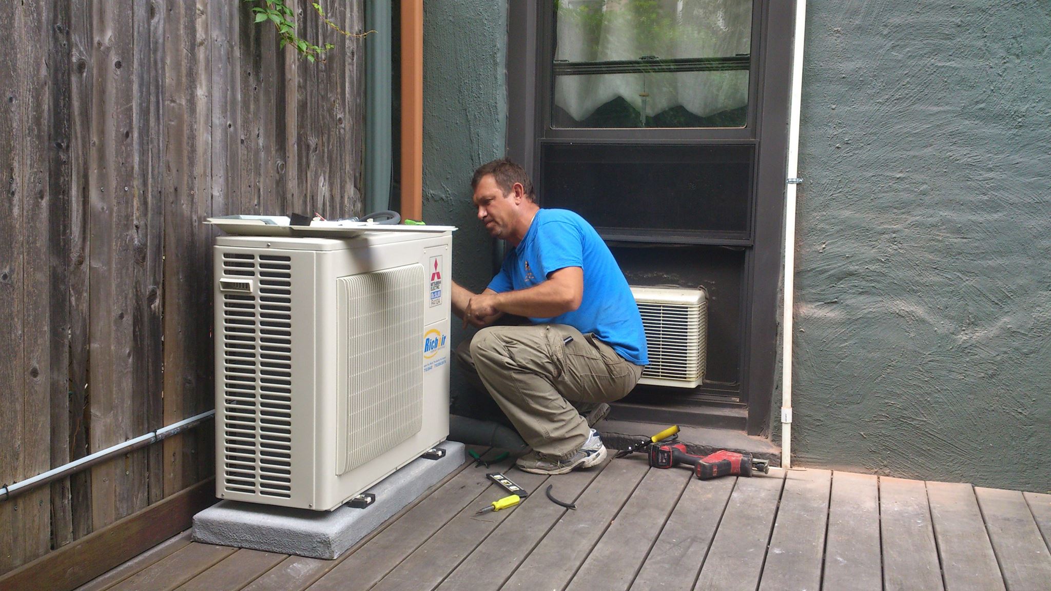 Incarcare freon aer conditionat bucuresti Incarcare freon aer conditionat bucuresti